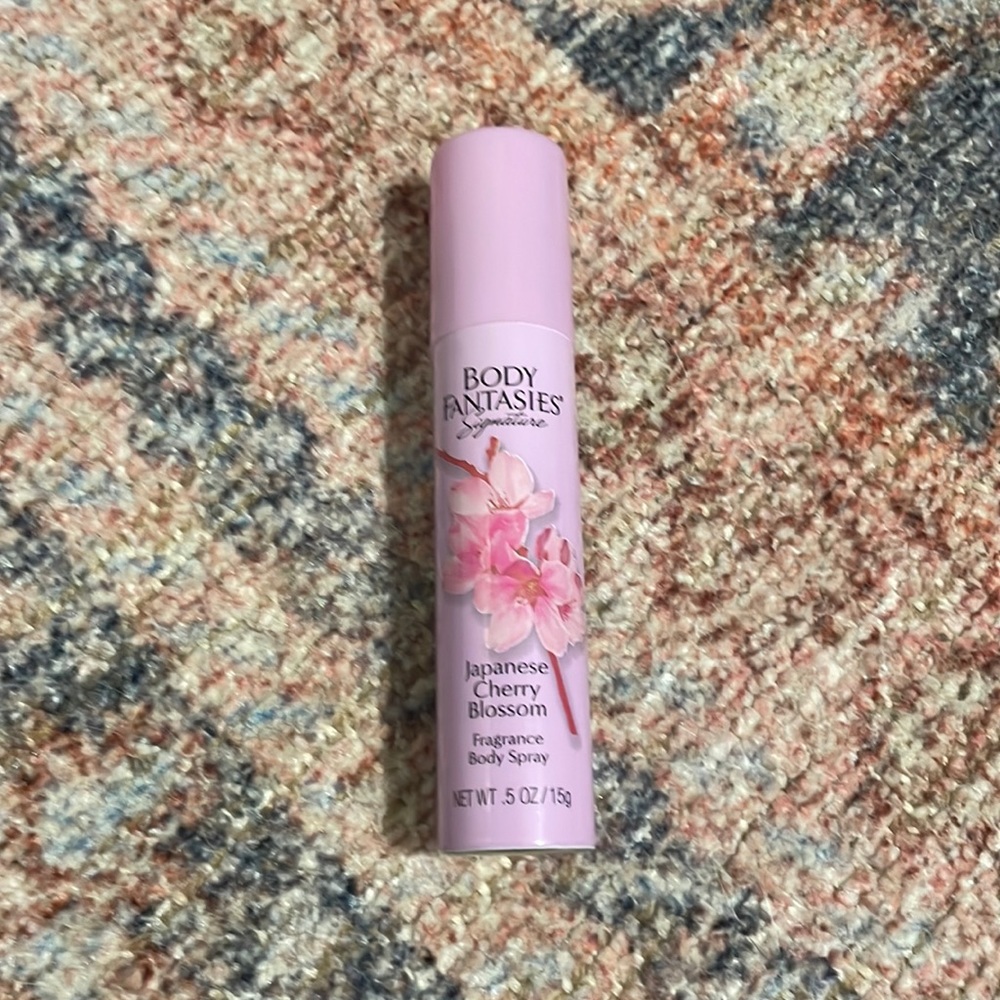 Japanese cherry blossom perfume